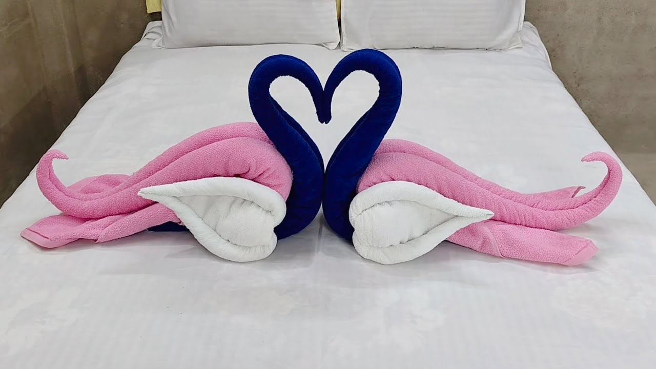 how to make towel bed decoration||simple towel folding swan||Towel folding art#viral#youtubevideo