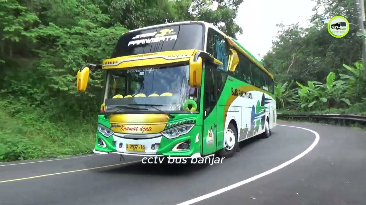 Week End Vibes 🚍💨 Spot Favorit Hunting Bus di Kelok Lima Banjar Paling Ramai!
