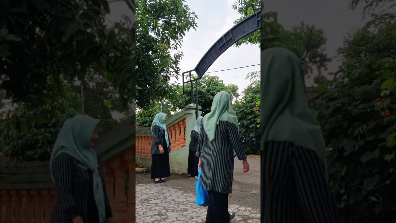 Menyambut murid dengan senyum hangat agar mereka lebih bersemangat_SDN 3 Sampung