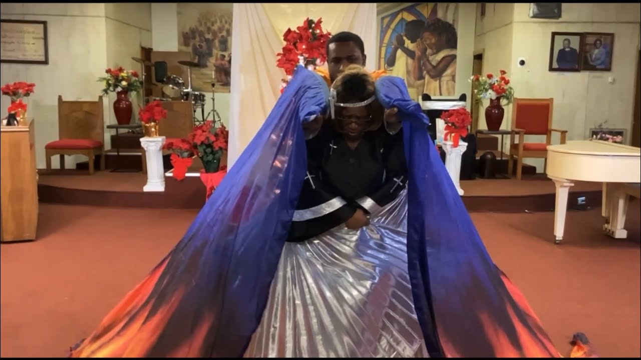 “Goodness of God” - CeCe Winans (Praise Dance by Isaiah Madison & Evg. Fatica Ayers) [12/31/2023]