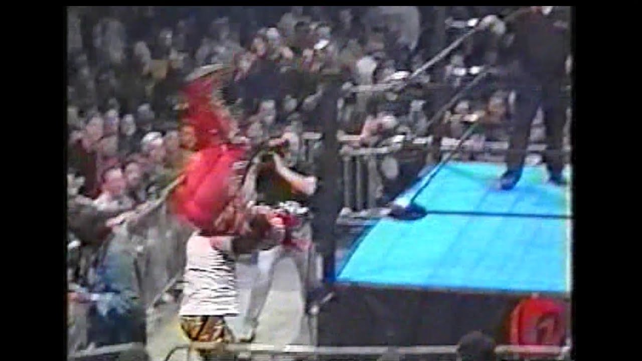 Antifaz Del Norte vs. Super Crazy (ECW 1999)