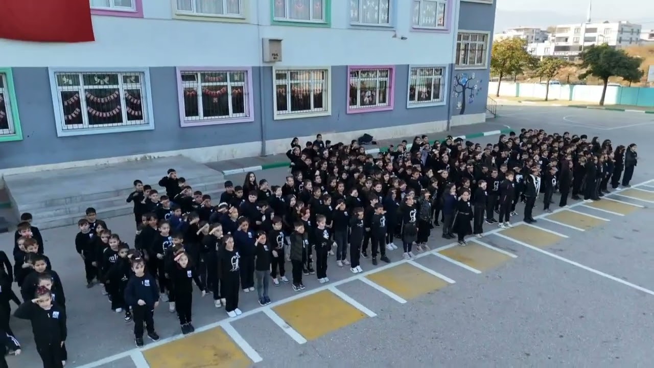 HASAN ÖZTİMUR İLK OKUL ATATÜRK COCUKKLARI GÖSTERİSİ  EMEĞİ GECEN TÜM ÖĞRETMENLERİMİZE TEŞEKÜR EDERİZ