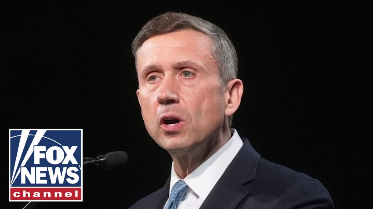 ХАОС В DNC: демократы столкнулись с НОВЫМИ потрясениями в преддверии промежуточных выборов