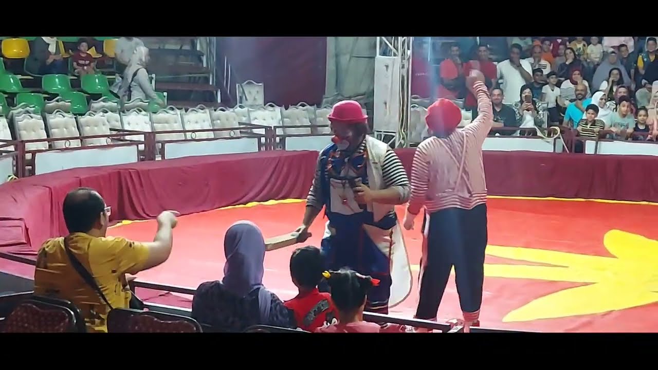 اقوى فقرات السيرك الإيطالي بالإسكندرية فقره البهلوان