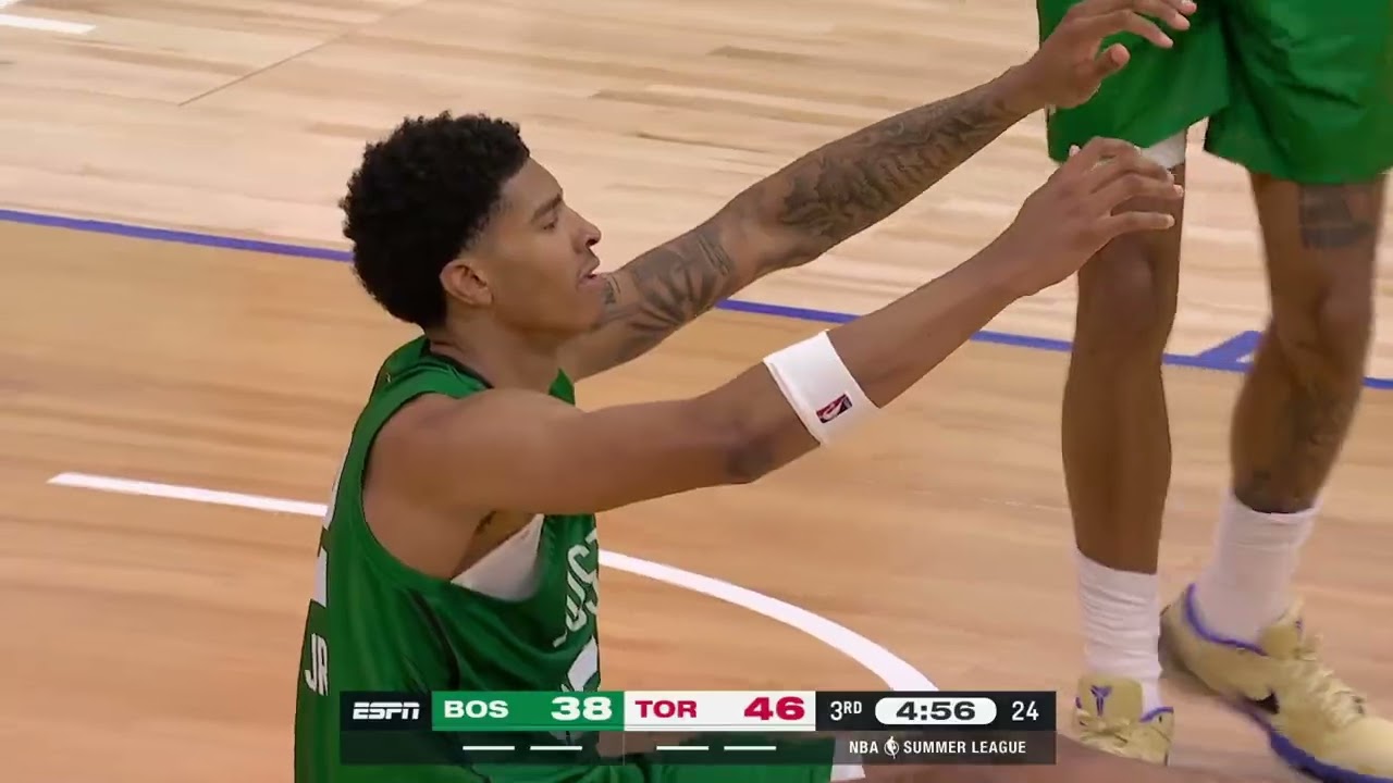 Chris Cenac Jr. almost murders his own teammate, Dillon Mitchell, in a Summer League game
