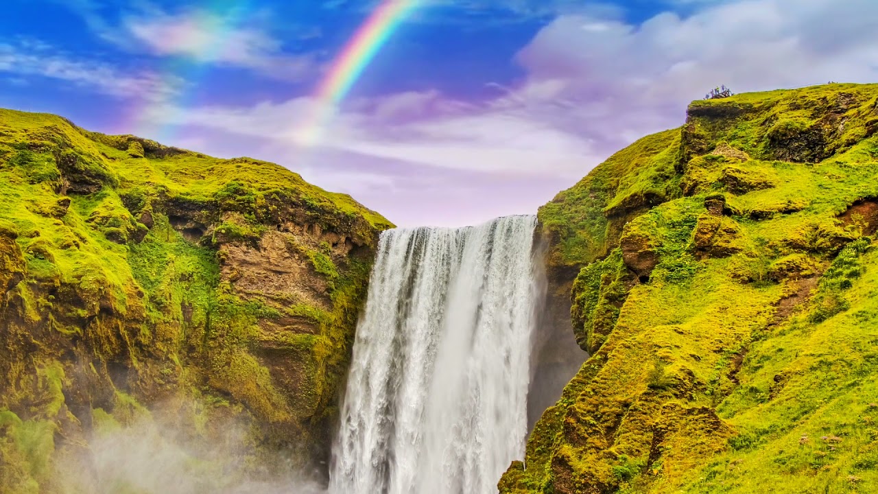 Шум большого водопада The noise of a large waterfall