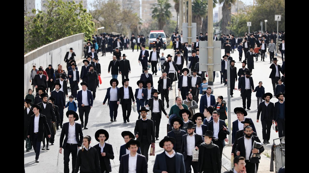 Why do Haredim keep their distance from smart phones, internet and television?