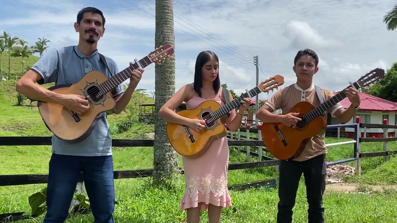Un Solo Corazón  -   Cover  Renovación  Popular