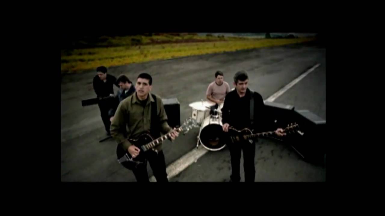 Banda Resgate - O meu lugar - (Clipe Oficial)