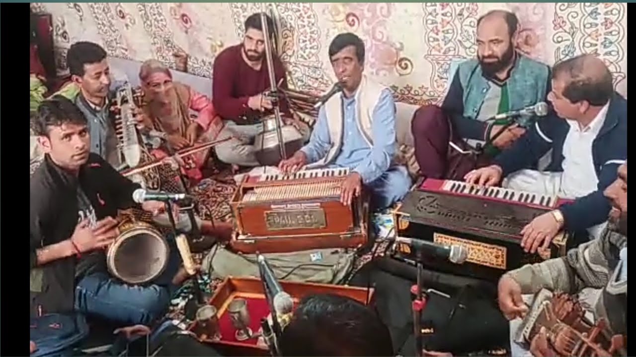 Kashmiri Mehndi Raat Song | Kashmiri Singer's | #kashmiribeauty