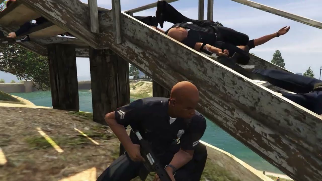 GTA NPC Fight:  Construction Workers vs Police