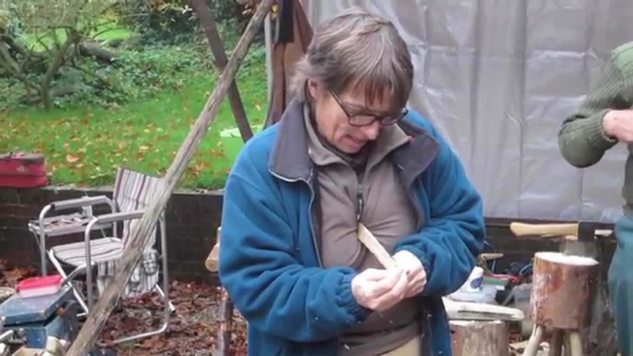 Spoon carving tutorial with Jill Swan and APT Kent - log to spoon in 15 mins - how to make