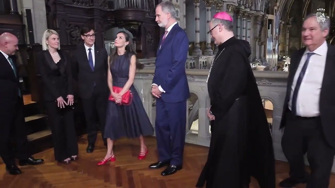 SS.MM. los Reyes presiden el acto del milenario de la fundación del monasterio de Montserrat