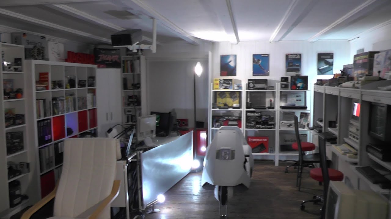 Inside the Ultimate Retro Computing & Gaming Lab &ndash; The Grand Tour of King's Lab