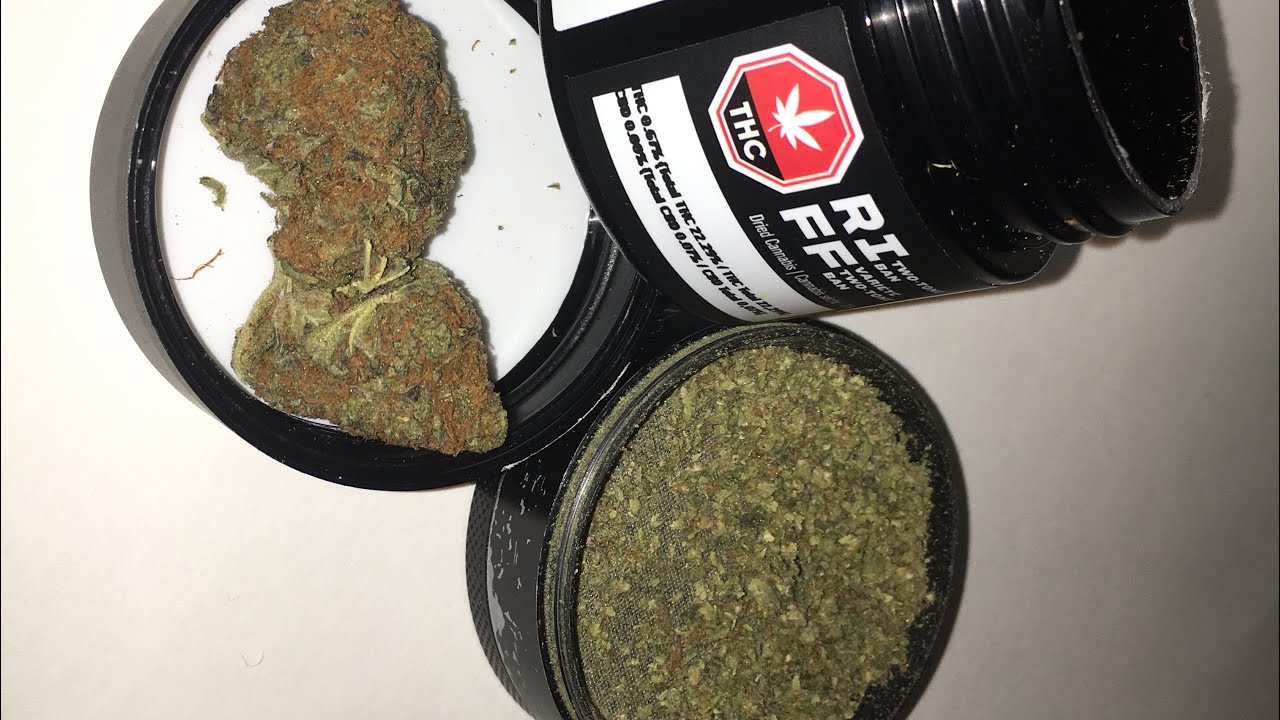 Weed Unboxing - Two Tone Ban by RIFF