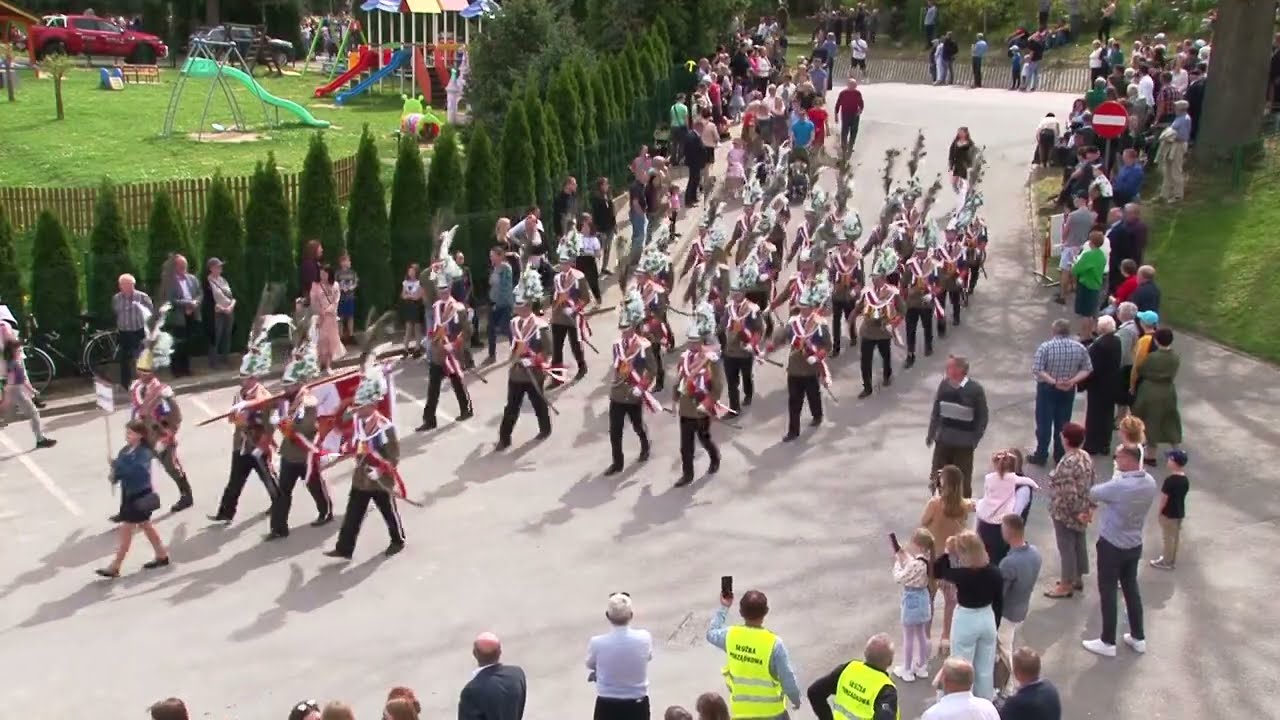 Zwiastun TURKI 2024 - PARADA STRAŻY WIELKANOCNYCH - GRODZISKO GÓRNE - WEJŚCIE NA STADION (SKRÓT-mix)