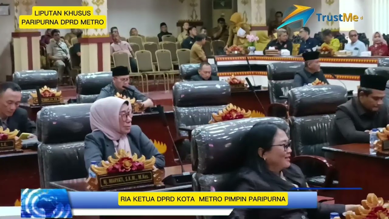 PARIPURNA DPRD METRO 5 FRAKSI BERIKAN TANGGAPAN LKPJ 2025