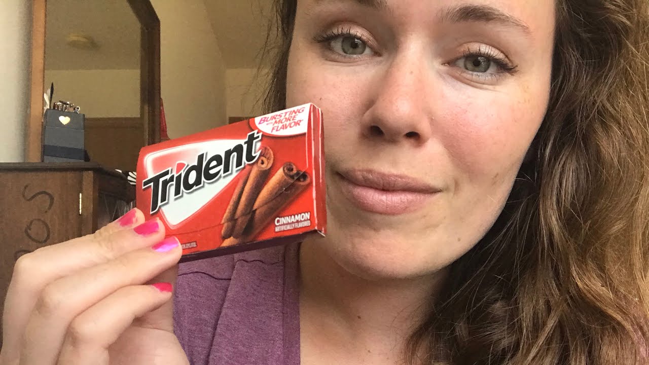 ASMR Gum Chewing Spanish/ Mascando Chicle Español