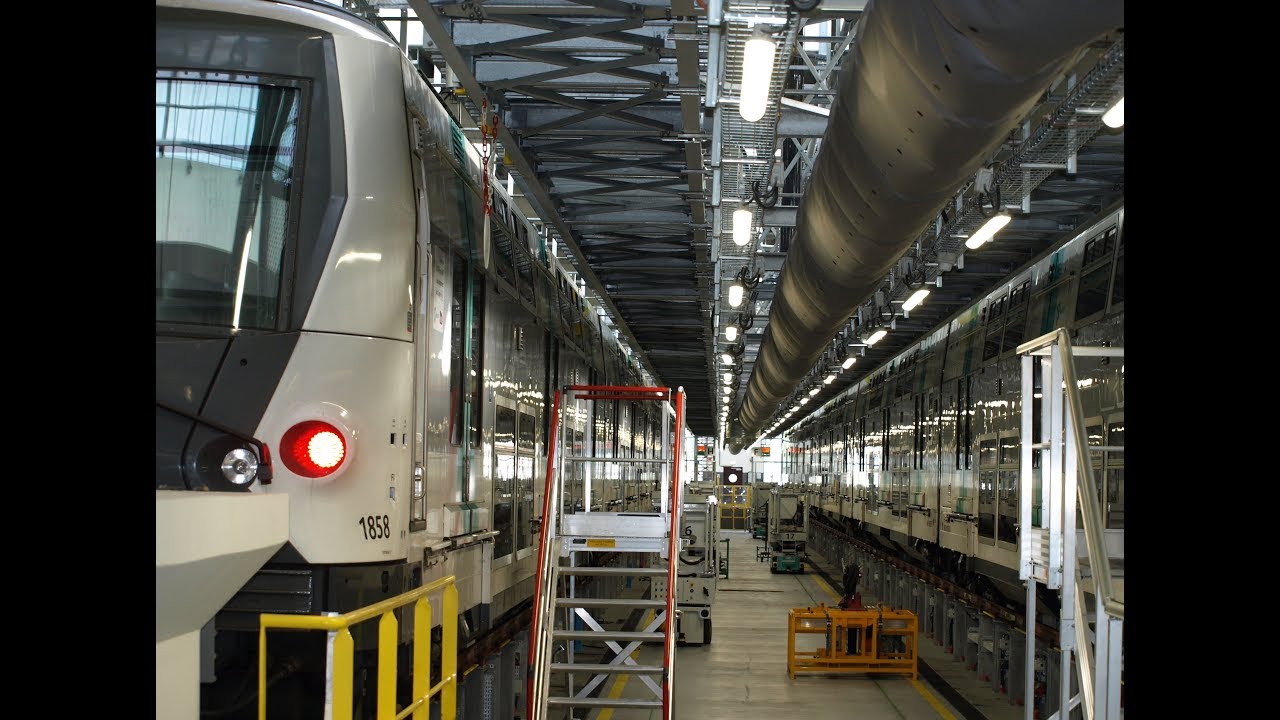 Visite des ateliers RER de Rueil.