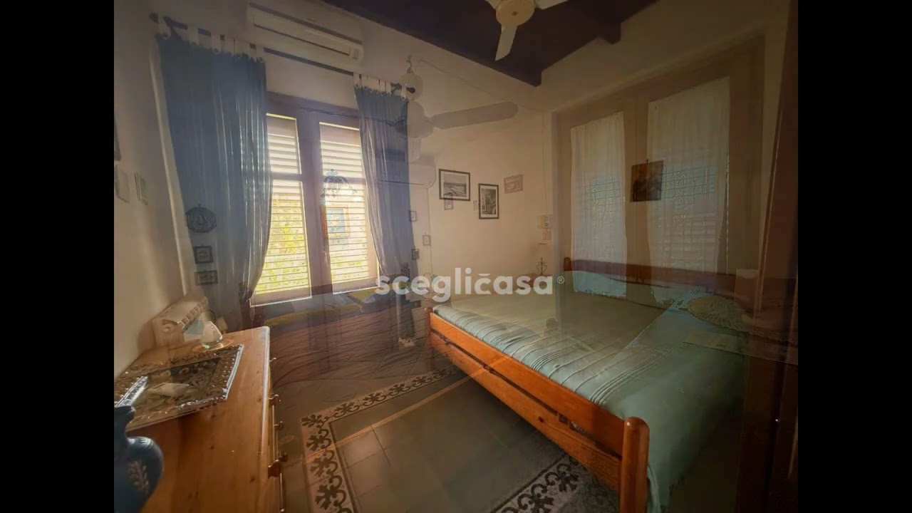Villa in Vendita a Carini (PA)