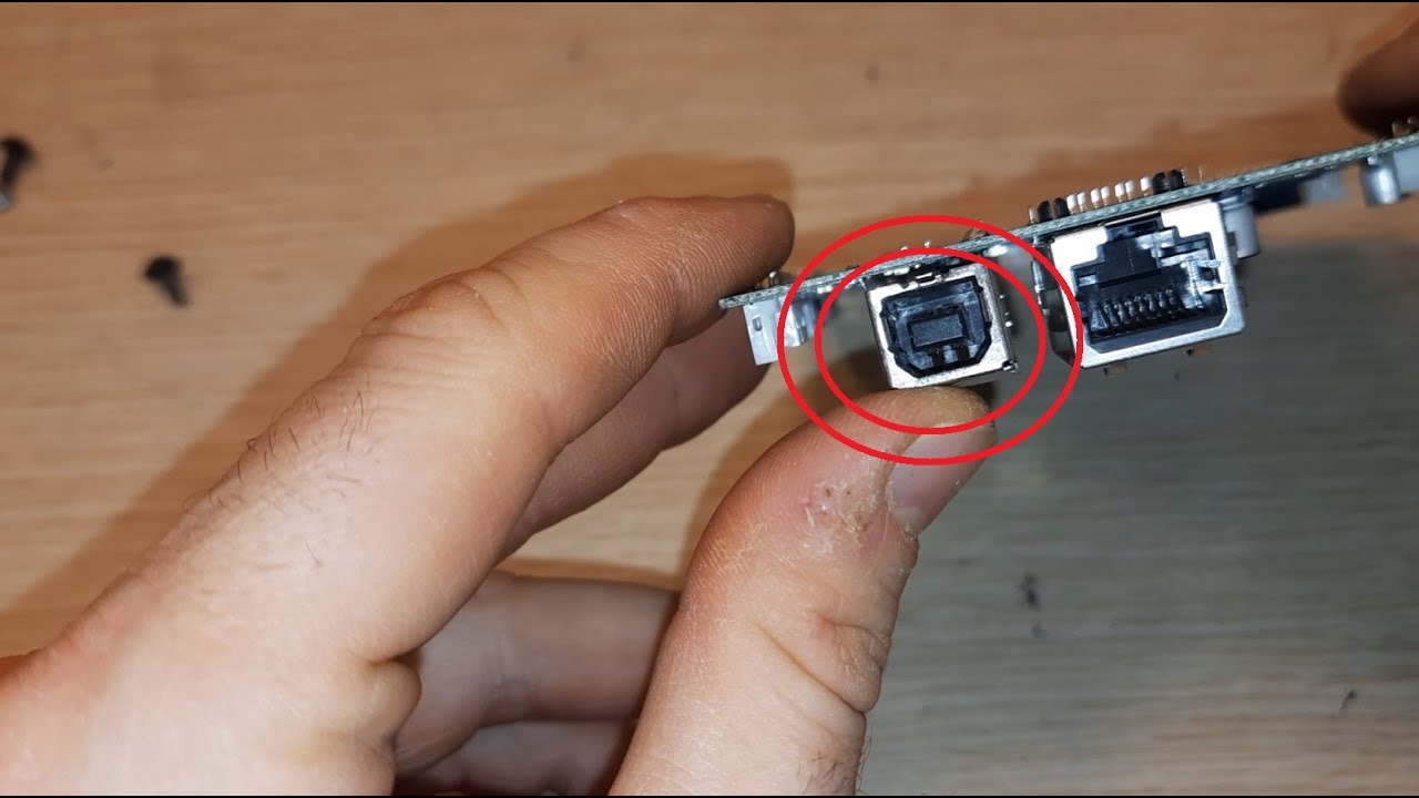 Brother HL-L5100DN yazıcının kırık USB girişini değiştirme Replacing the printer's broken USB socket