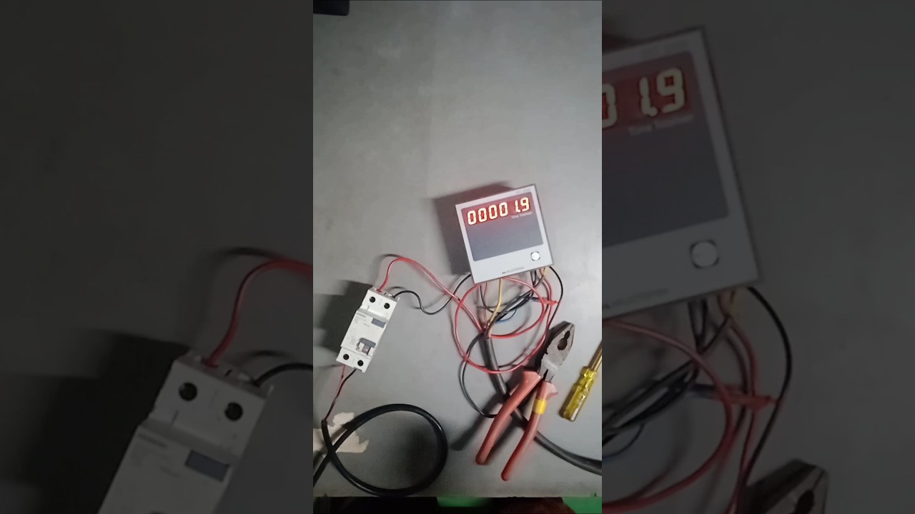 multispan hours meter. DTT 1000