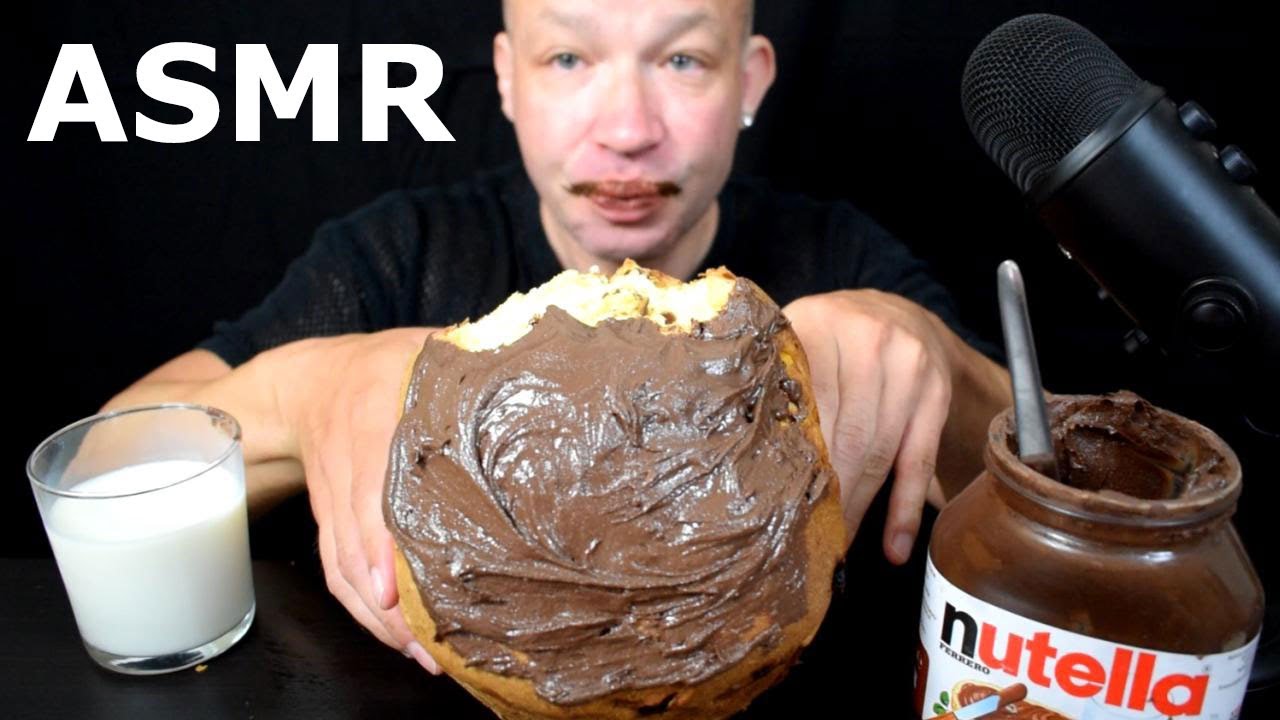 MASSIVE PANETTONE NUTELLA ASMR   MUKBANG SPREAD FAILED MESSY SAVAGE EATING SOUNDS 먹방 NO TALKING