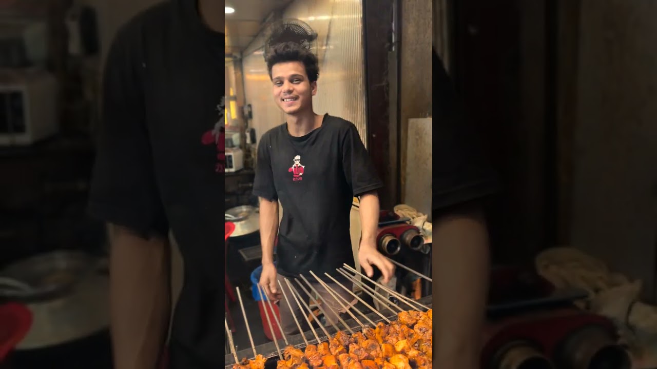 Aslam Butter Chicken || Jama Masjid || Delhi #reels #ytshorts #trending #food #foodvlog #jamamasjid