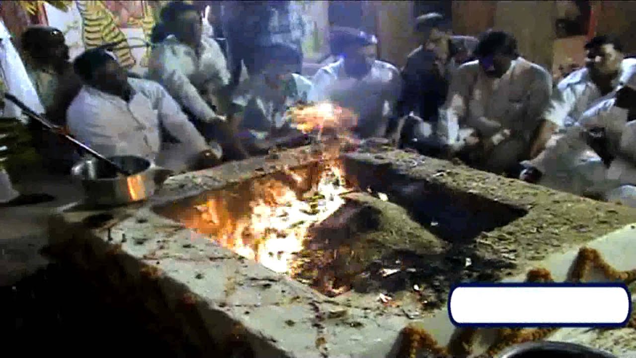 Varanasi's Ashtami Pooja - Live Uttarpradesh