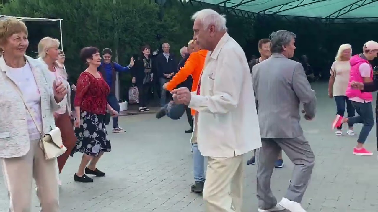 #Ukraine, Odessa/Одесса 🇺🇦/Танцы на Черёмушках для тех, кому за ❤❤❤