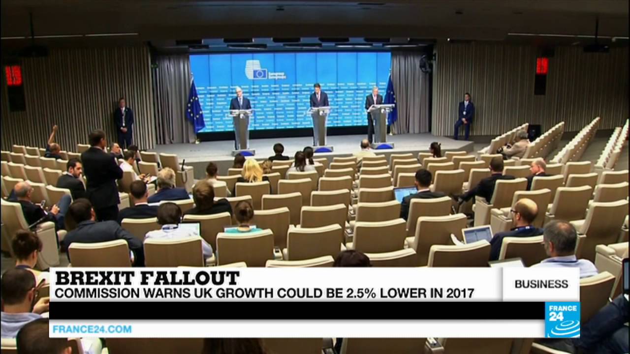 Italy faces 'decades' of stagnant growth as banking crisis looms
