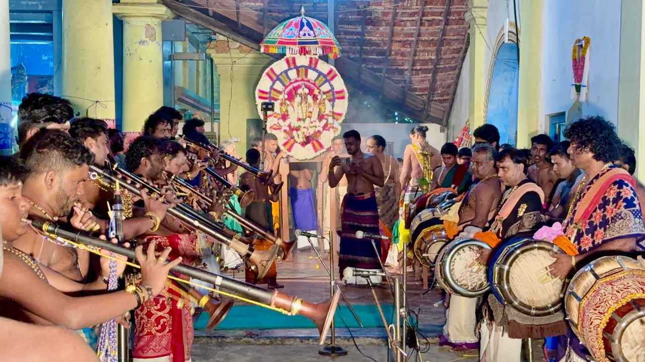 ஈழத்துக் கலைஞர்களின் அருமையான வாசிப்பு 