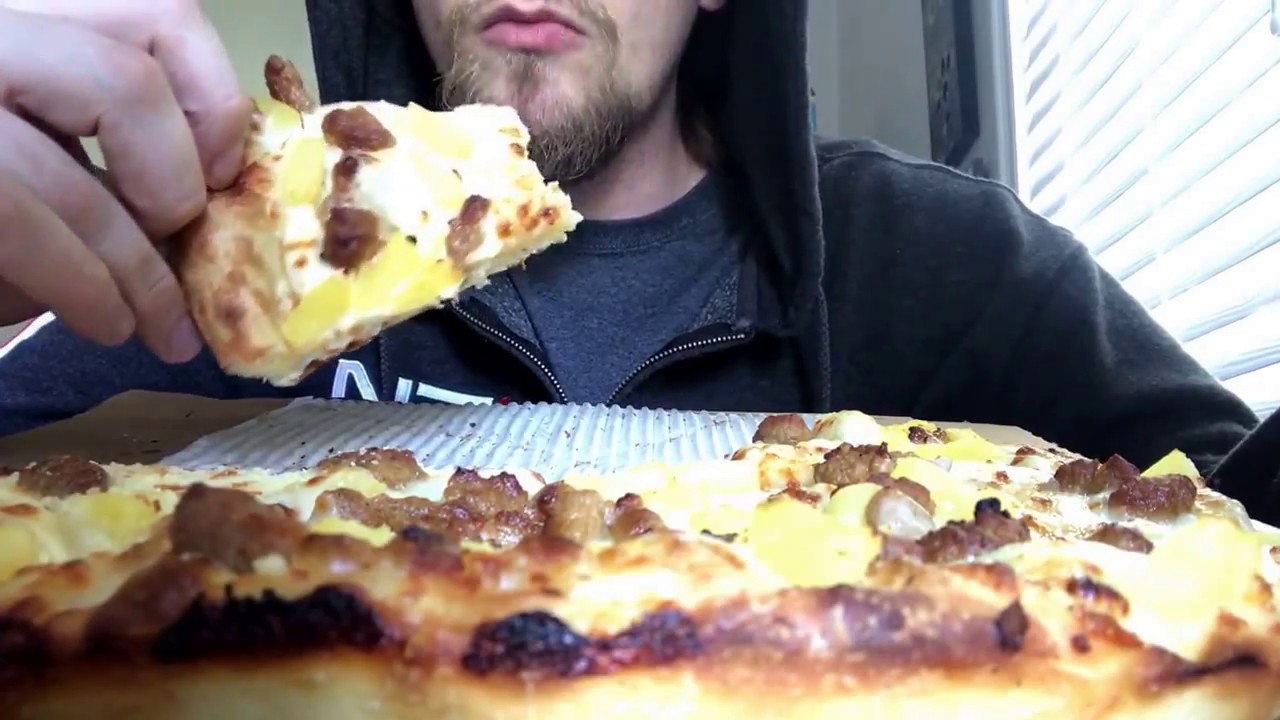 ASMR Pizza w/Cheesy Bacon Jalapeño Bread Sticks EATING, CHEWING, WHISPER