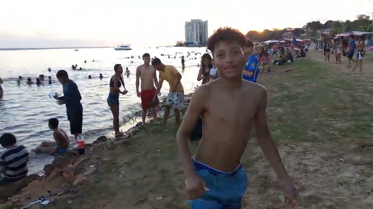 PONTA NEGRA: PRAIA ARTIFICIAL E ÁGUA DOCE  em MANAUS 