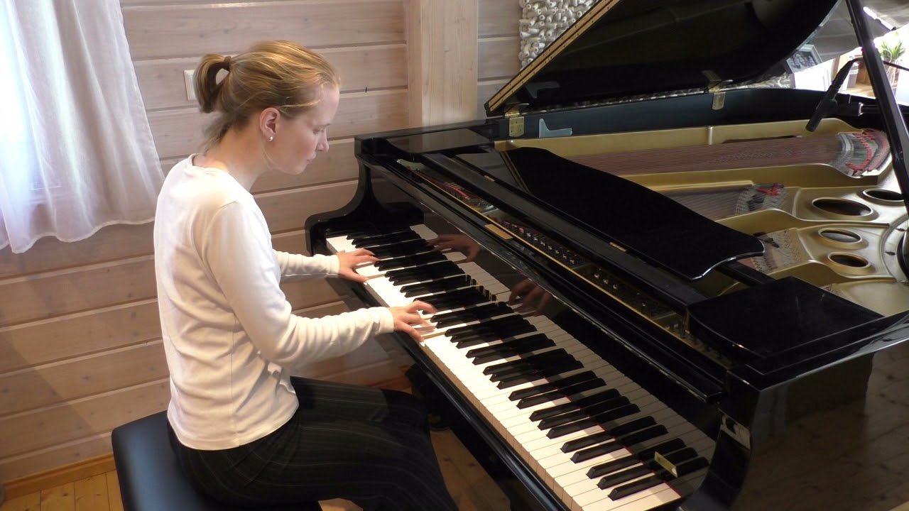 Anja Goller: Rondo Op.2,1 for piano solo