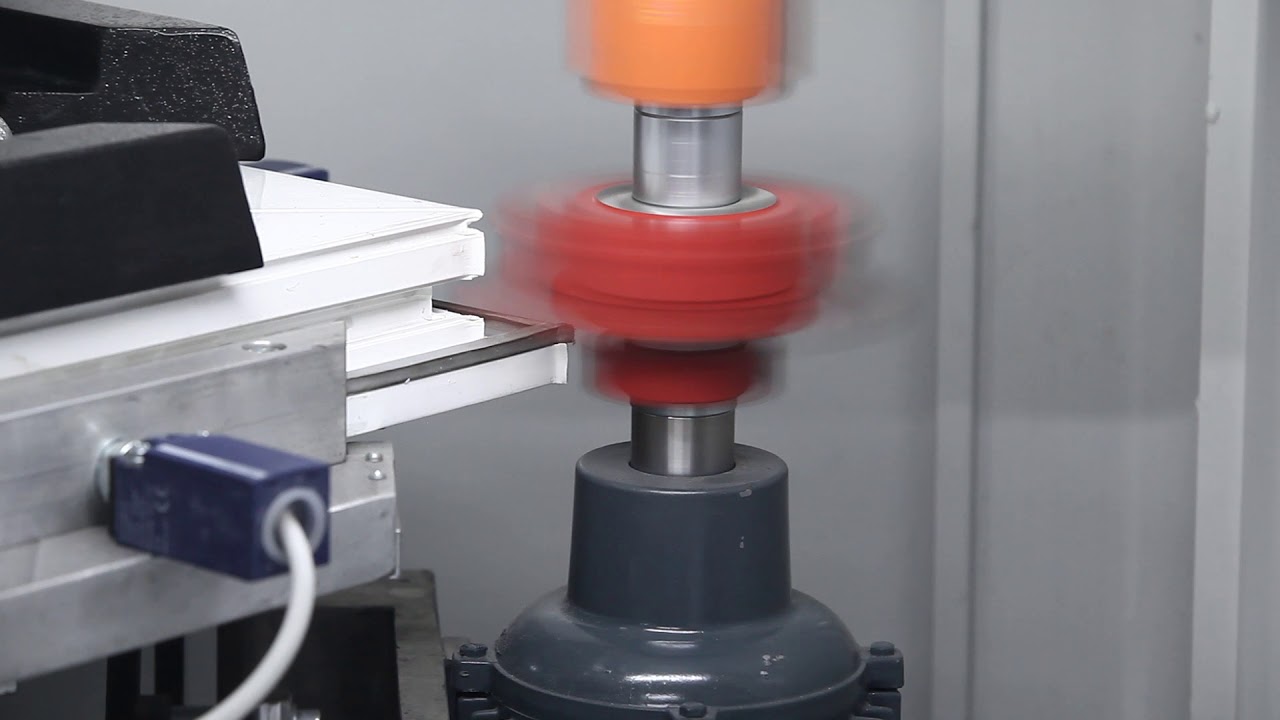 S&Ccedil; 601 PVC K&Ouml;ŞE TEMİZLEME MAKİNESİ (3 BI&Ccedil;AK)