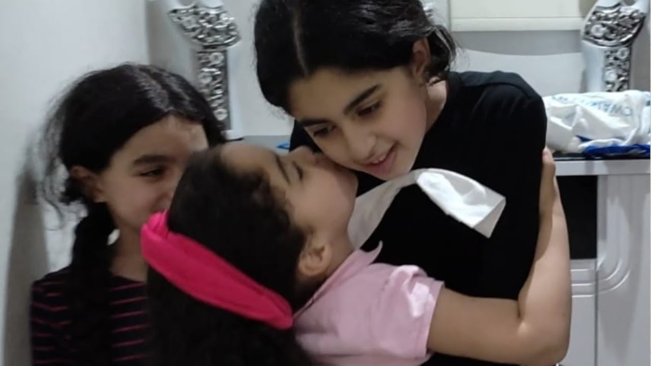 بعد السفر ميساء رجعات لدار ونجلاء طارت من الفرحة 😭