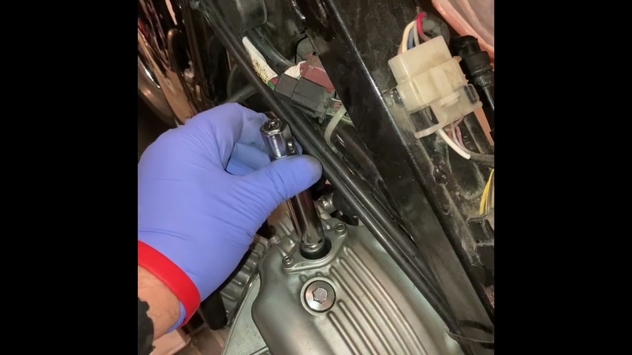 Kawasaki W650/W800 Winterization 2 - Spark plugs