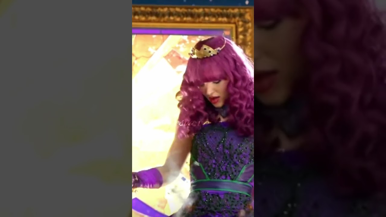 Mal comes out of a dragon #shorts #dovecameron #youtube #cute #viral #decendants