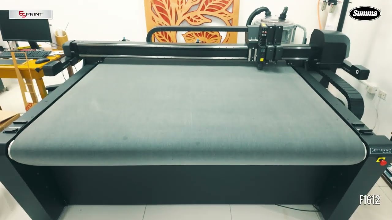 Summa F1612 Flatbed Cutter