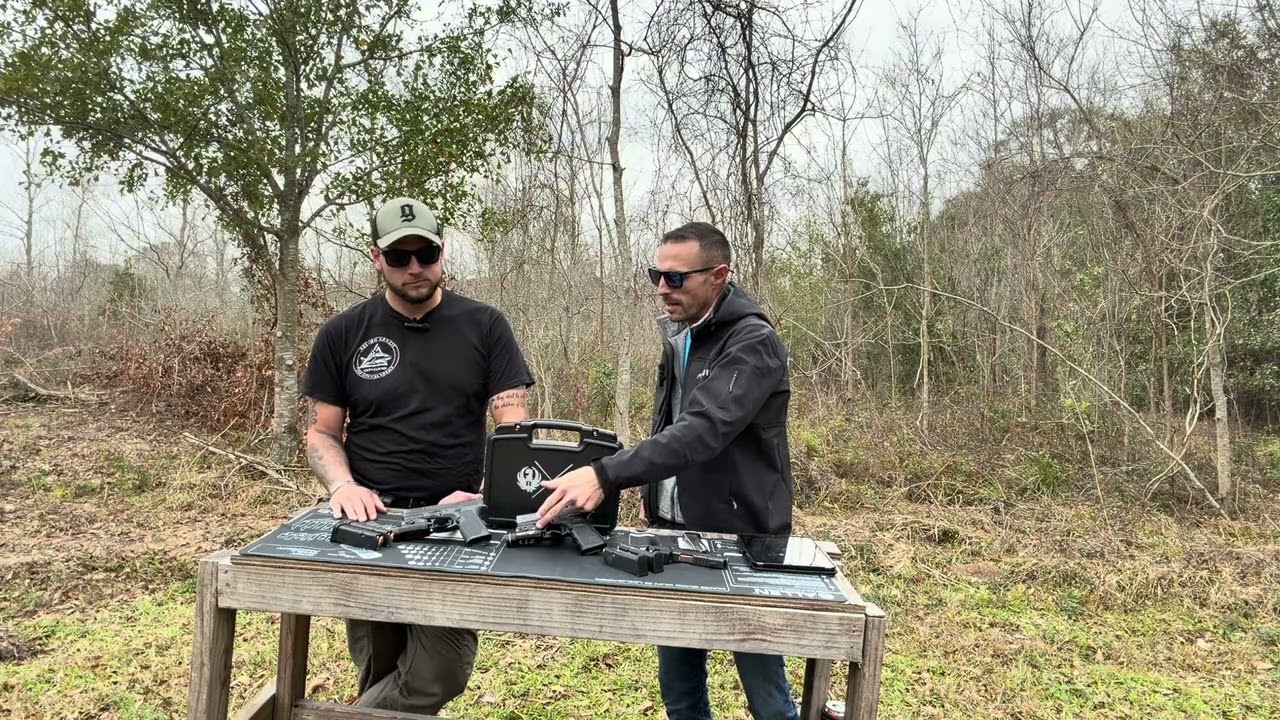 Budget vs Proven — Who Wins? Ruger RXM vs Glock 19 gen 3. 