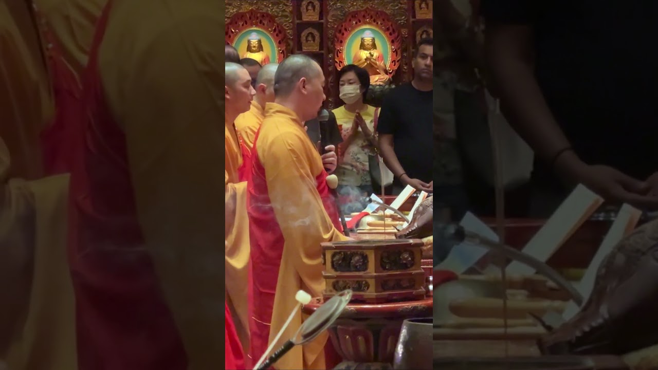10000 lamp offerings to Buddha of Ten Directions - Mid Autumn  