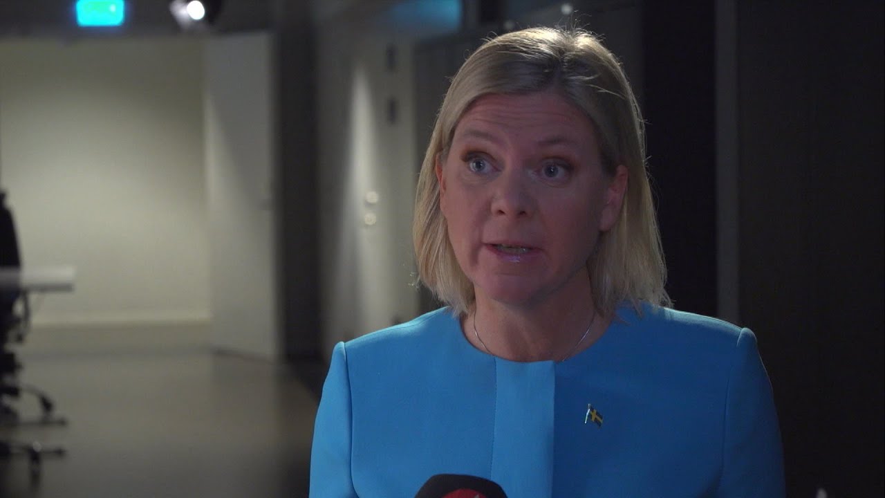 H&ouml;jd a-kassa f&ouml;rl&auml;ngs i tv&aring; &aring;r: 