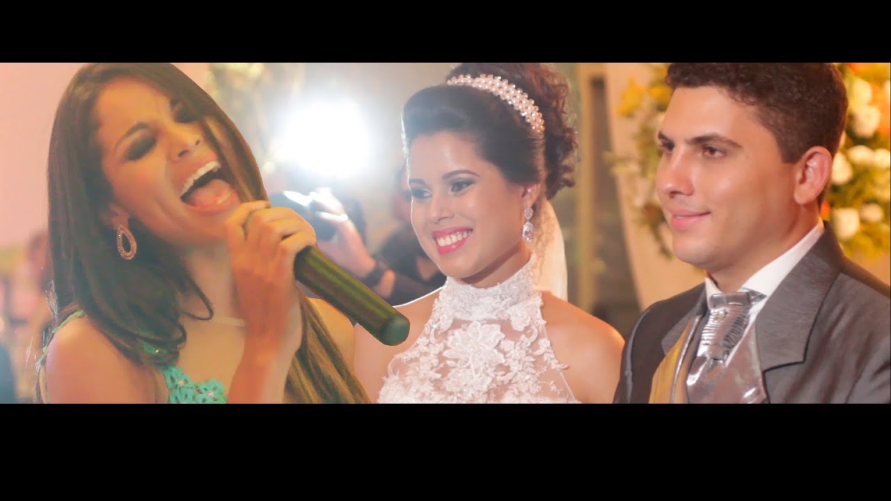 Irmã cantando no casamento do irmão - Dani Vida