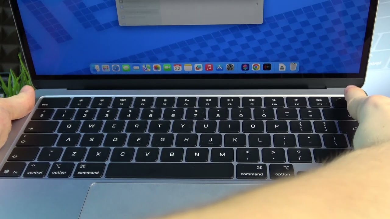 MacBook Air 2025 Setup Fingerprint
