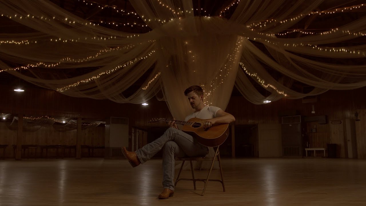 Chase Bryant - Upbringing (Acoustic)