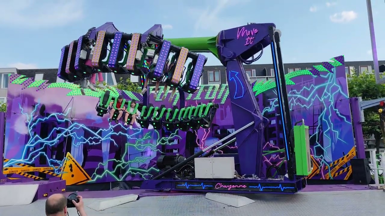 Move It 18 - Straub @ Mega Kermis Uden 2024