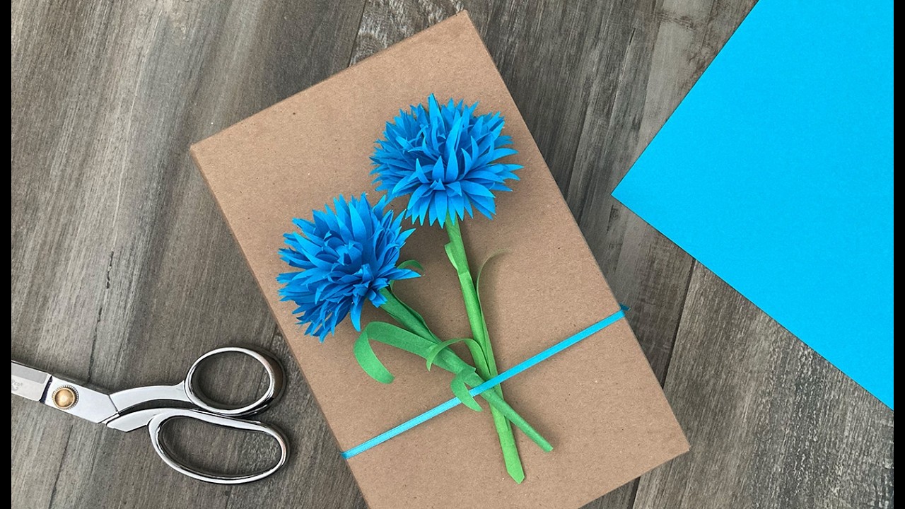 How to Make a Paper Flower Gift Topper | Easy DIY Gift Wrapping