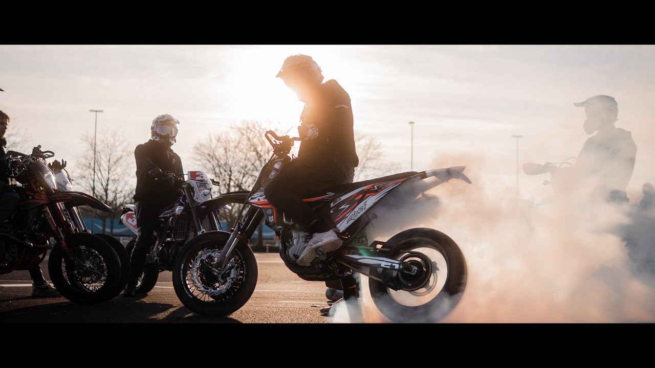 SUPERMOTO STUNT SESSION│SIXSHIFTS