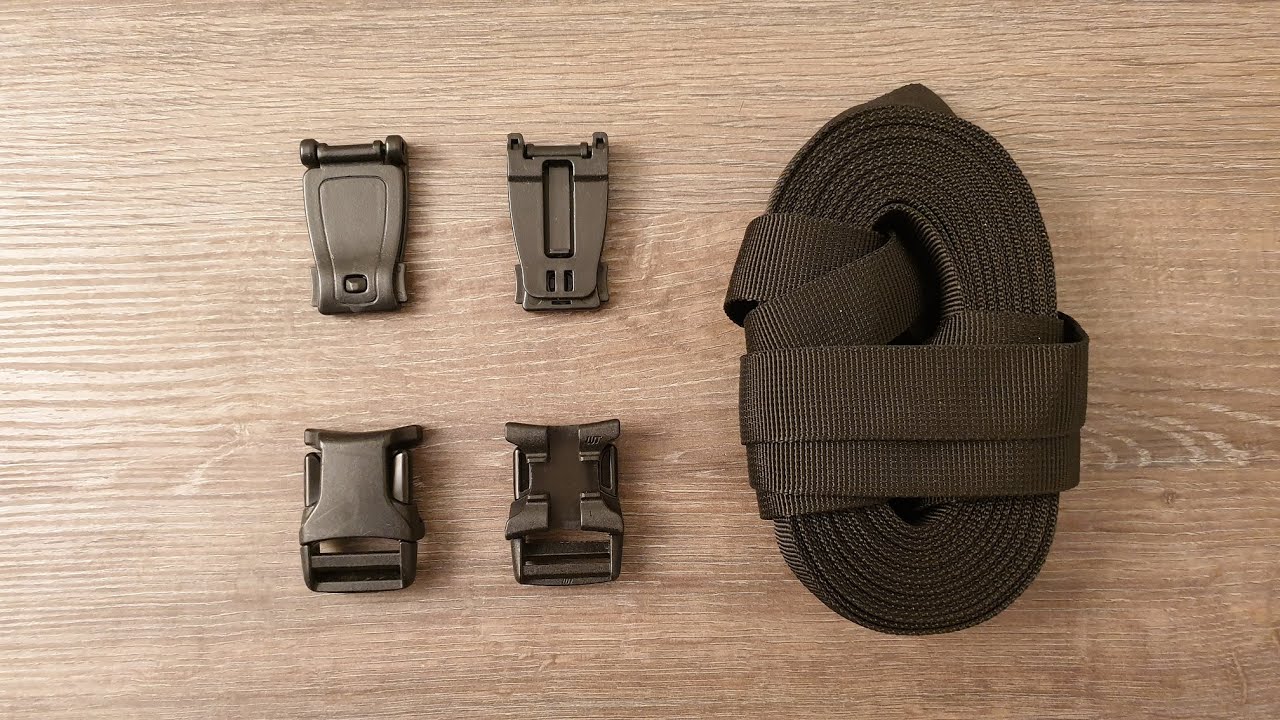 How to attach a sleeping bag to a backpack